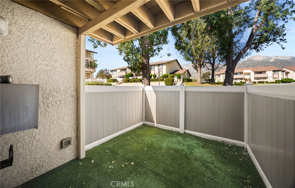 8990 19th 407 Property Photo 15