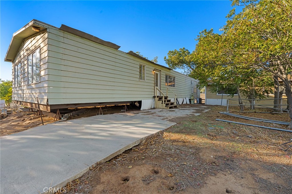 19700 Gustin Road Property Photo 7
