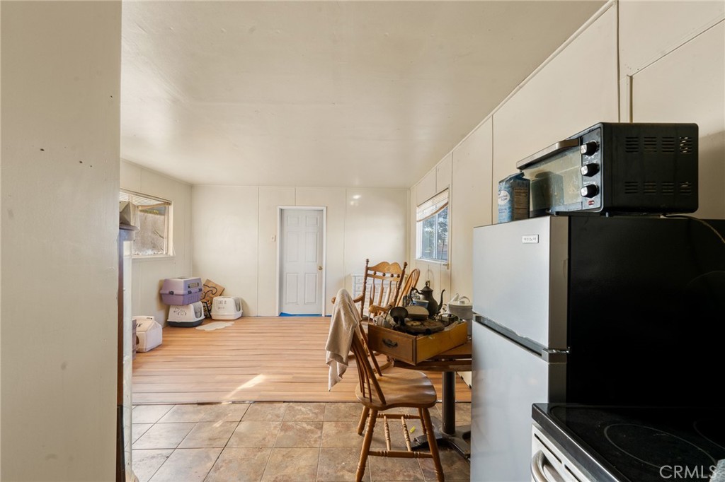 19700 Gustin Road Property Photo 14