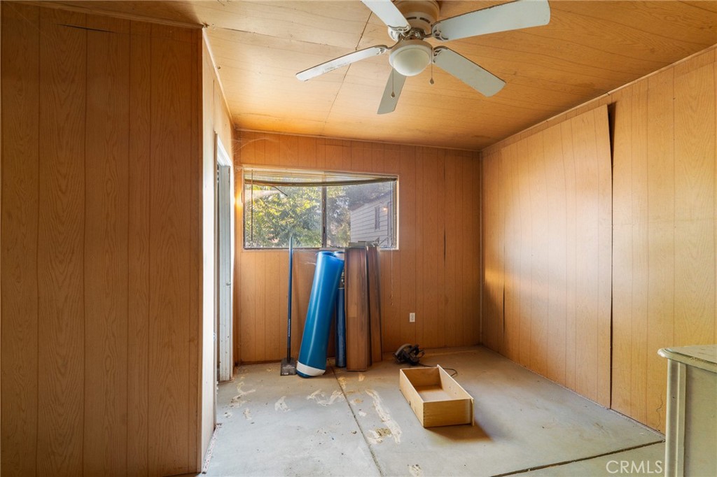 19700 Gustin Road Property Photo 17