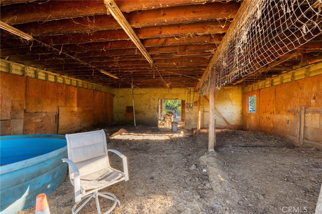 19700 Gustin Road Property Photo 23