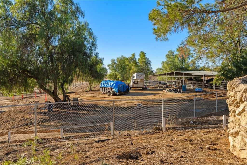 19700 Gustin Road Property Photo 32