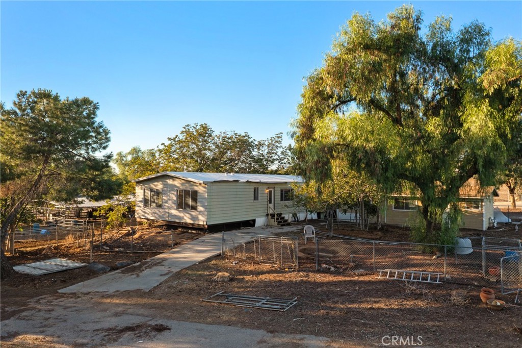 19700 Gustin Road Property Photo 36
