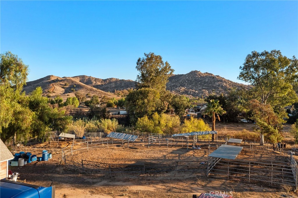 19700 Gustin Road Property Photo 37