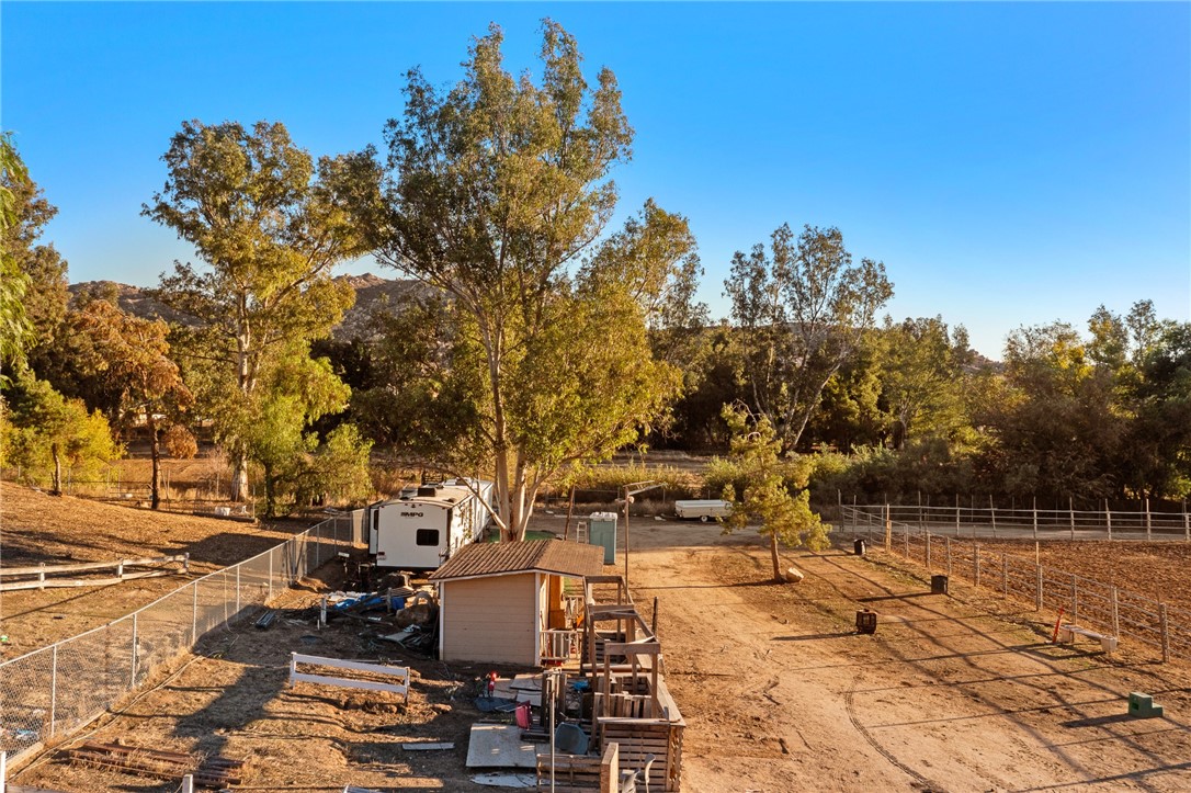 19700 Gustin Road Property Photo 43