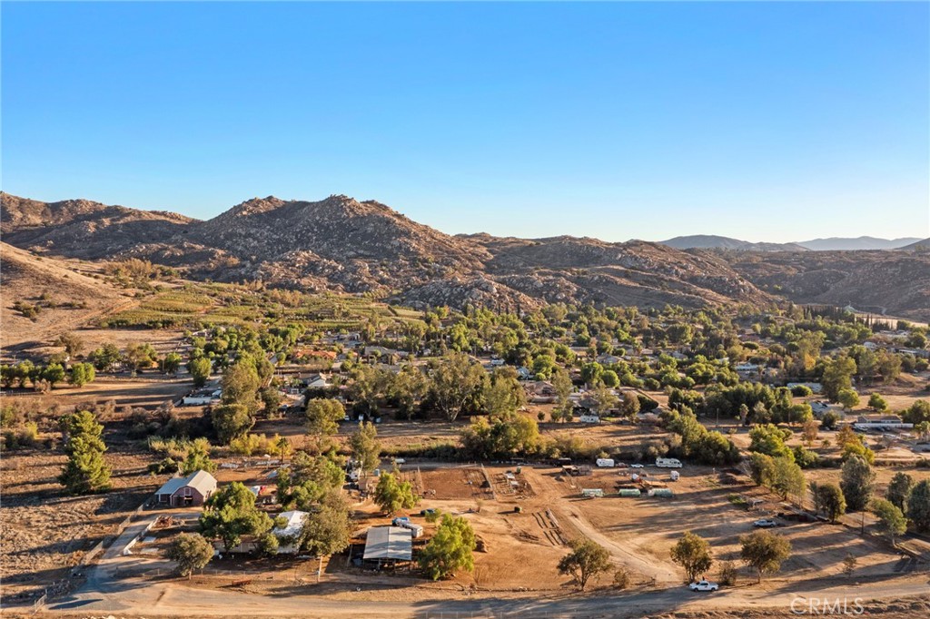 19700 Gustin Road Property Photo 55