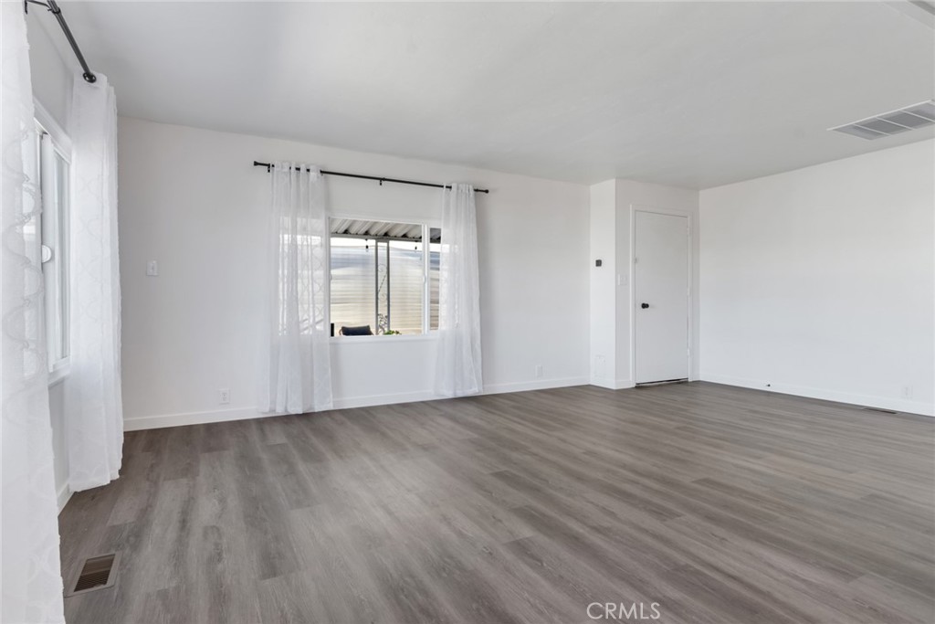 975 California Street 68 Property Photo 10