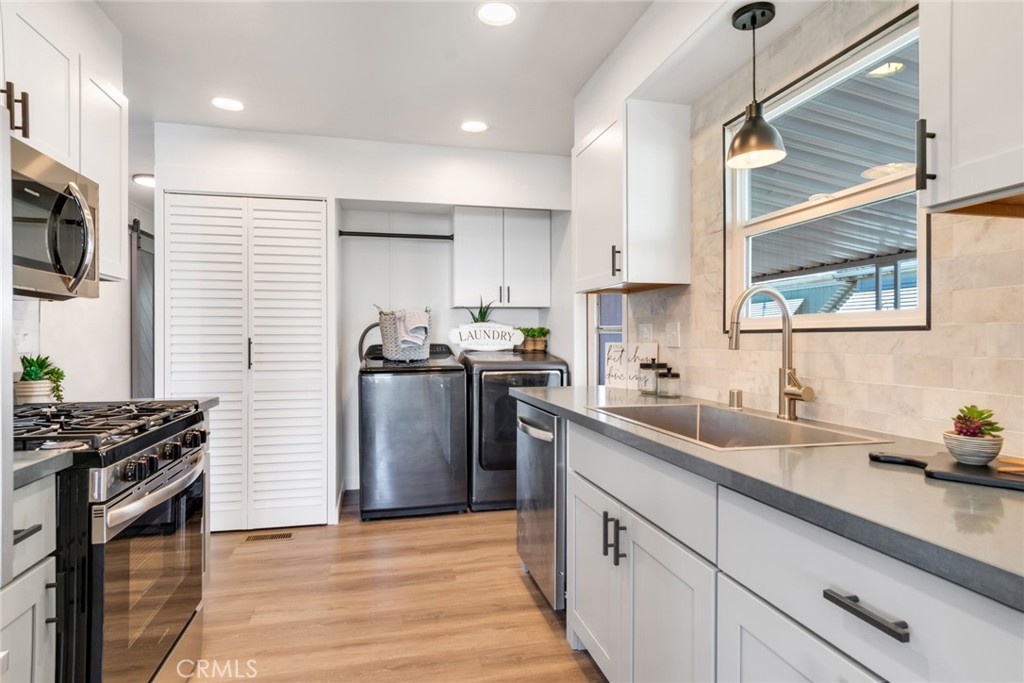 975 California Street 68 Property Photo 16