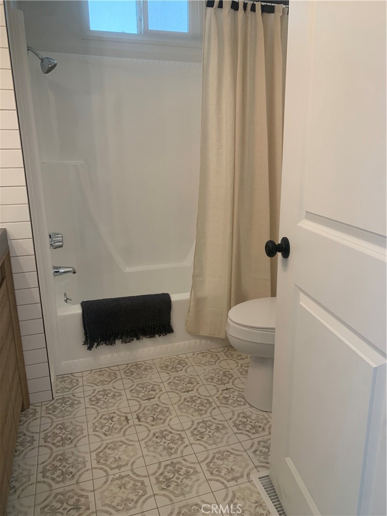 975 California Street 68 Property Photo 31