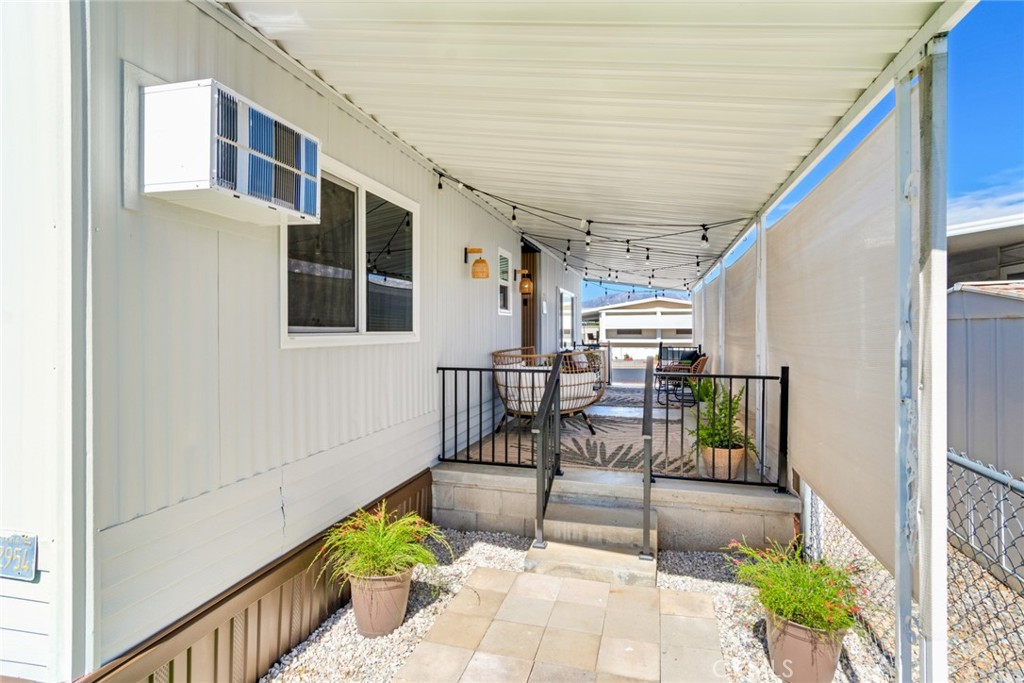 975 California Street 68 Property Photo 33