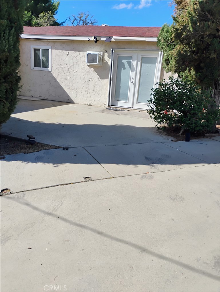 271 Park Property Photo 4