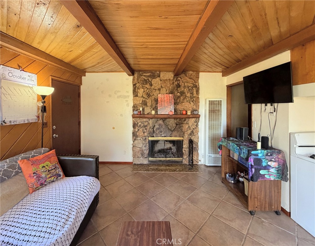 274 Kern Property Photo 5