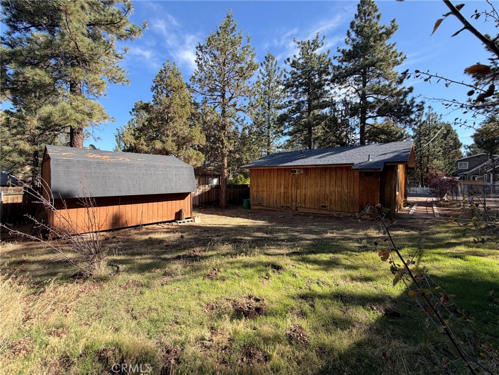 274 Kern Property Photo 12