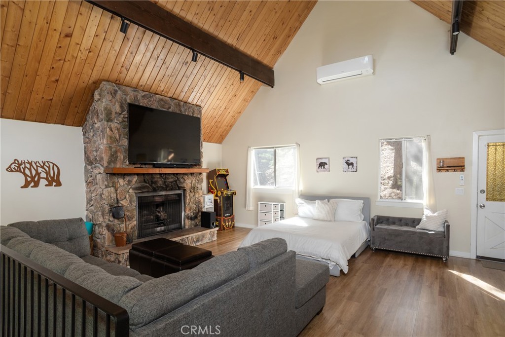 517 Brentwood Property Photo 10