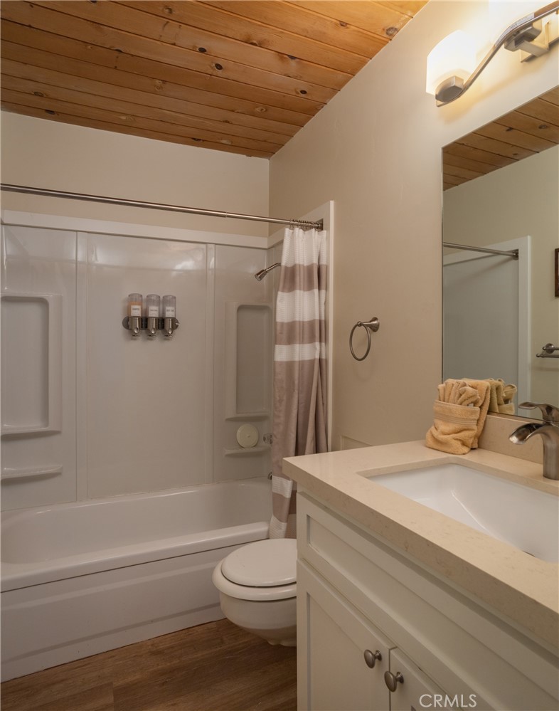 517 Brentwood Property Photo 18