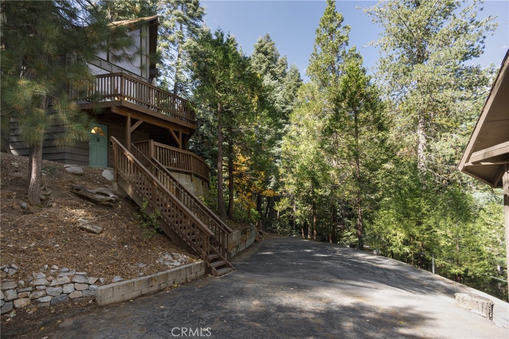 517 Brentwood Property Photo 30