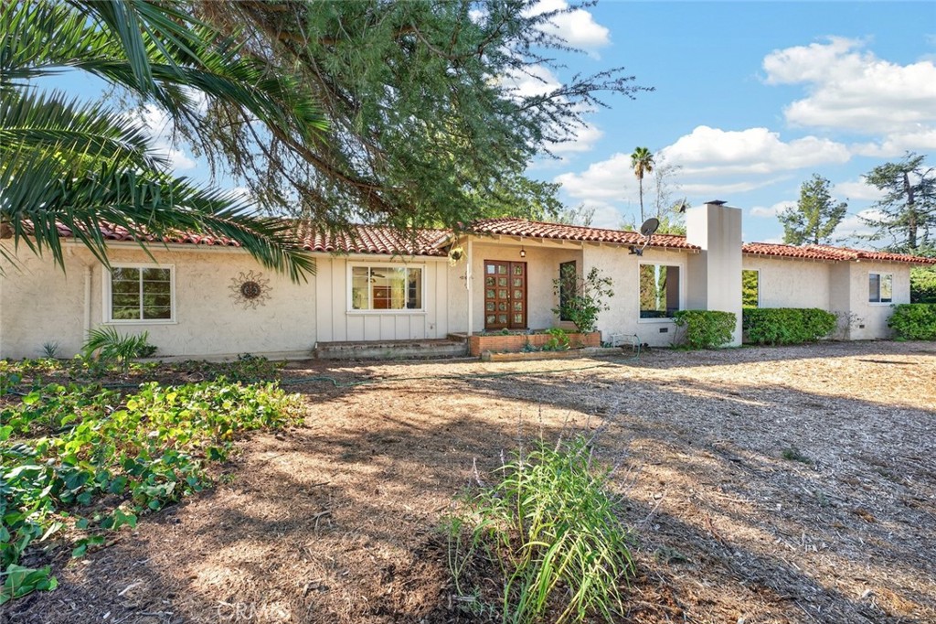 306 La Colina Drive Property Photo 1