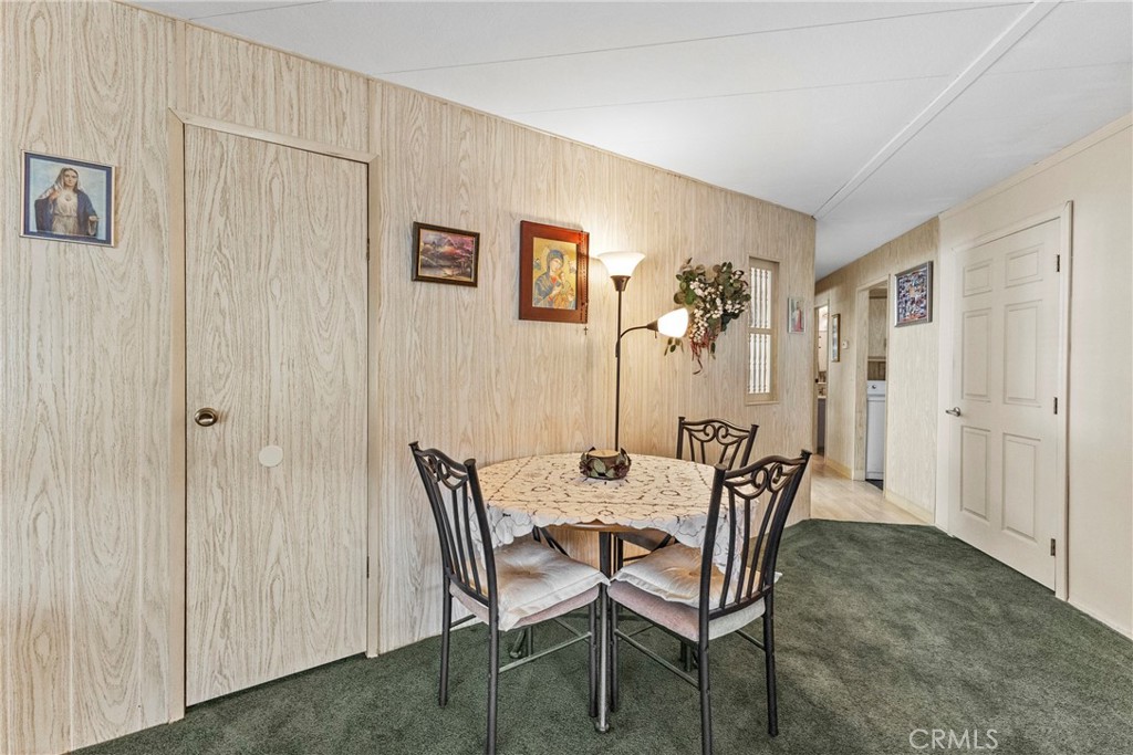 9391 California Ave 32 Property Photo 7
