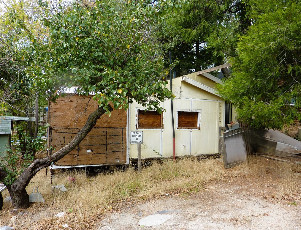 21667 Crest Forest Drive Property Photo 1