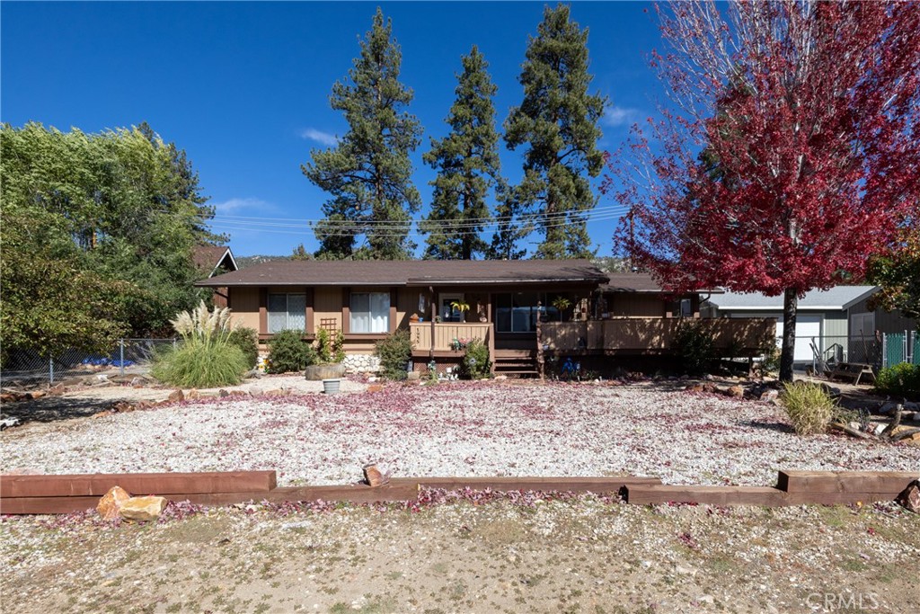 1025 W North Shore Property Photo 1