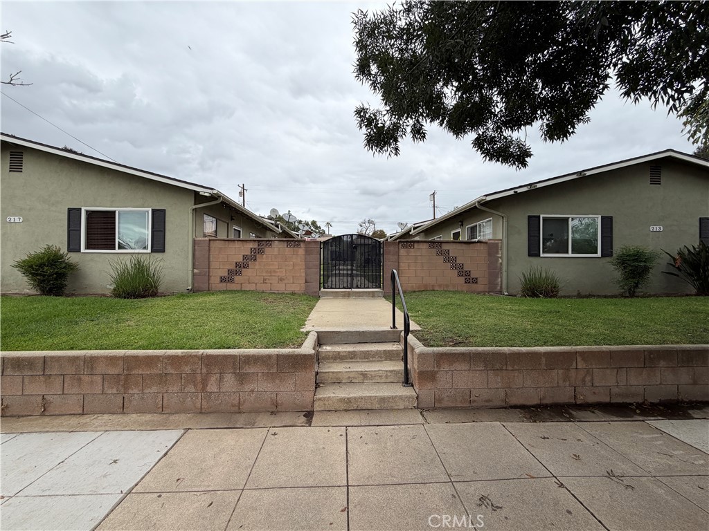 213 W 4th Street 3 Property Photo 1