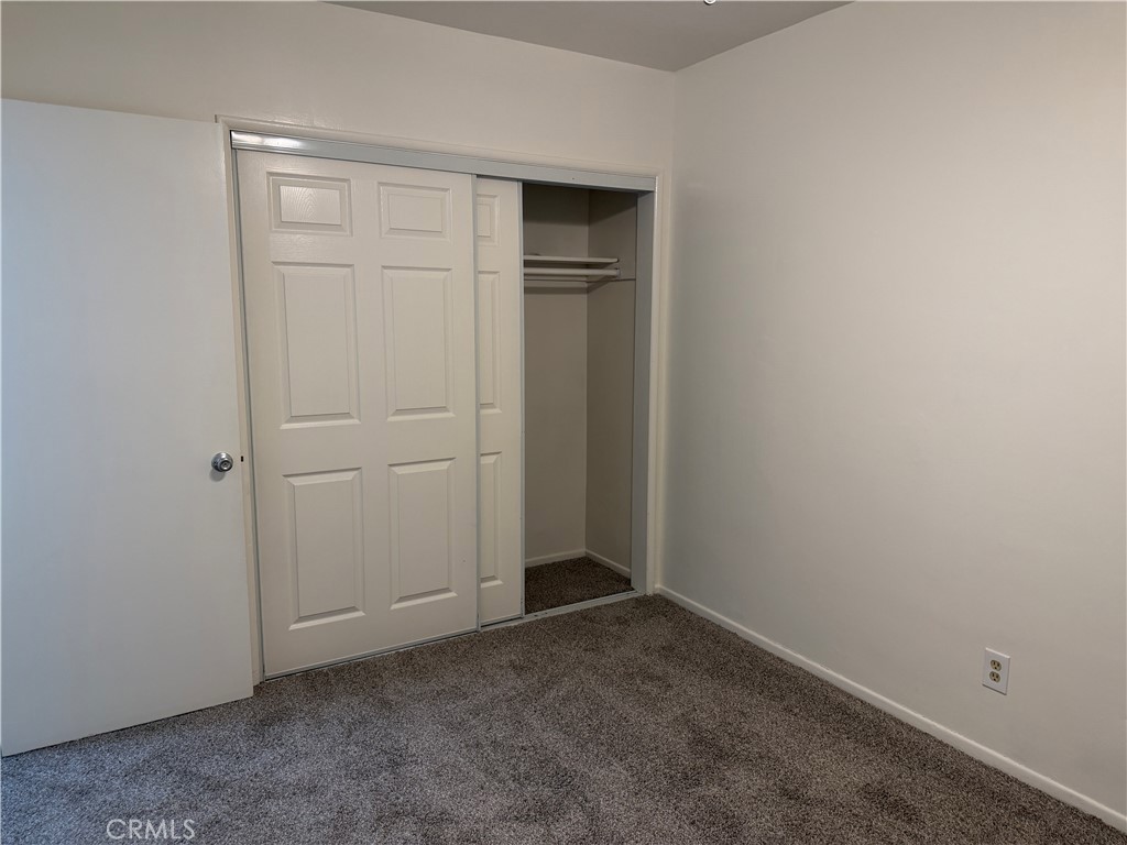 213 W 4th Street 3 Property Photo 10