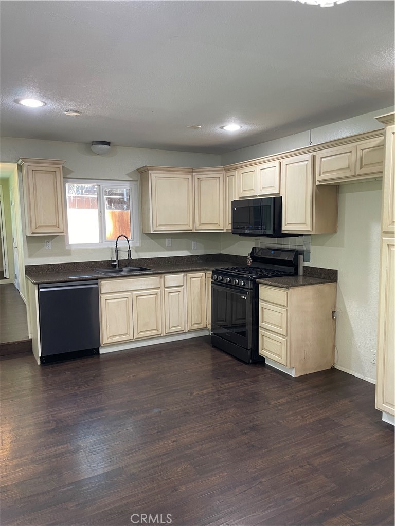 31378 Cedarwood Property Photo 5