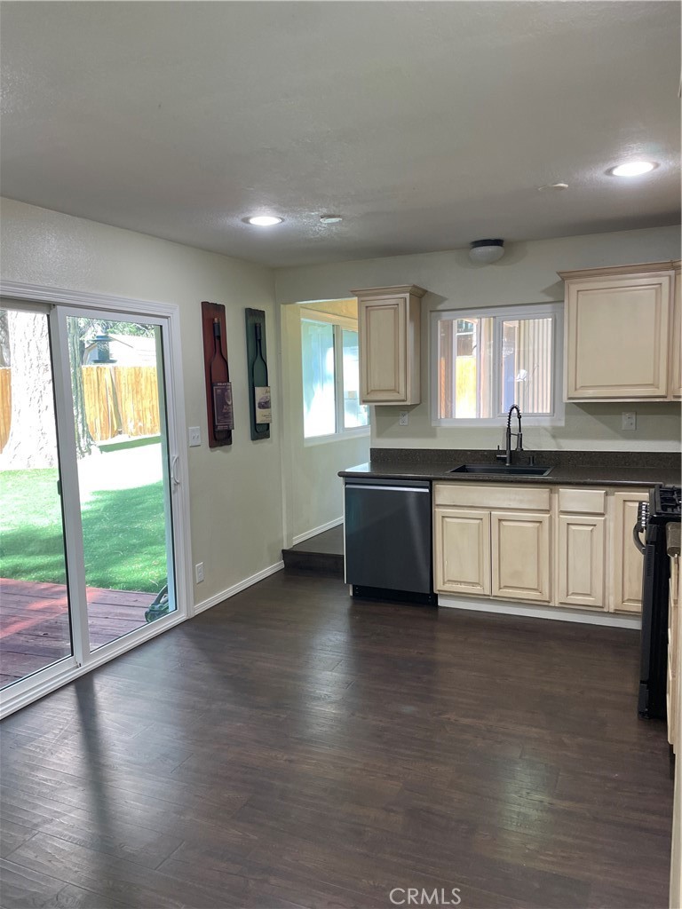 31378 Cedarwood Property Photo 7