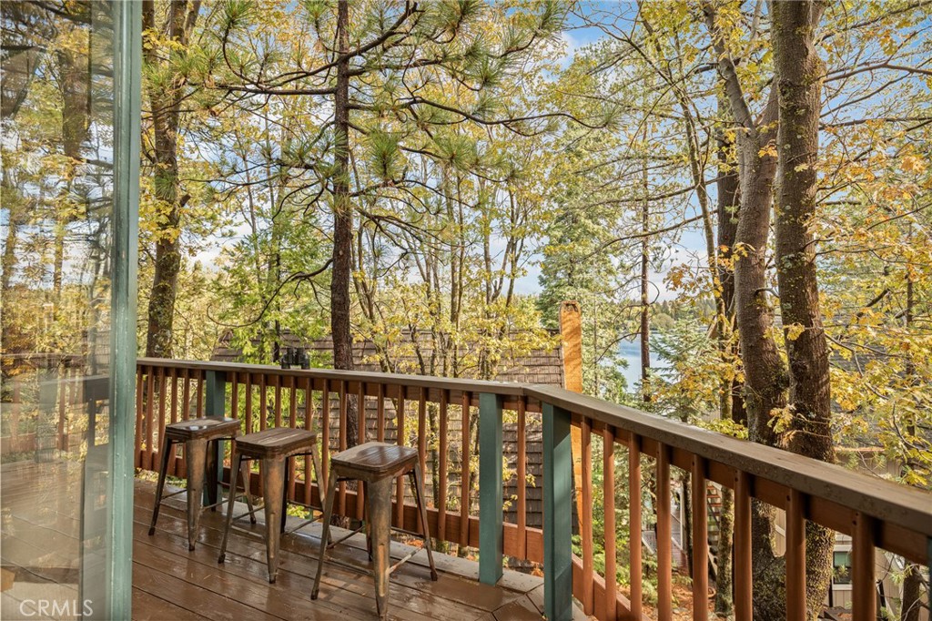 164 Rocky Point Way Property Photo 9