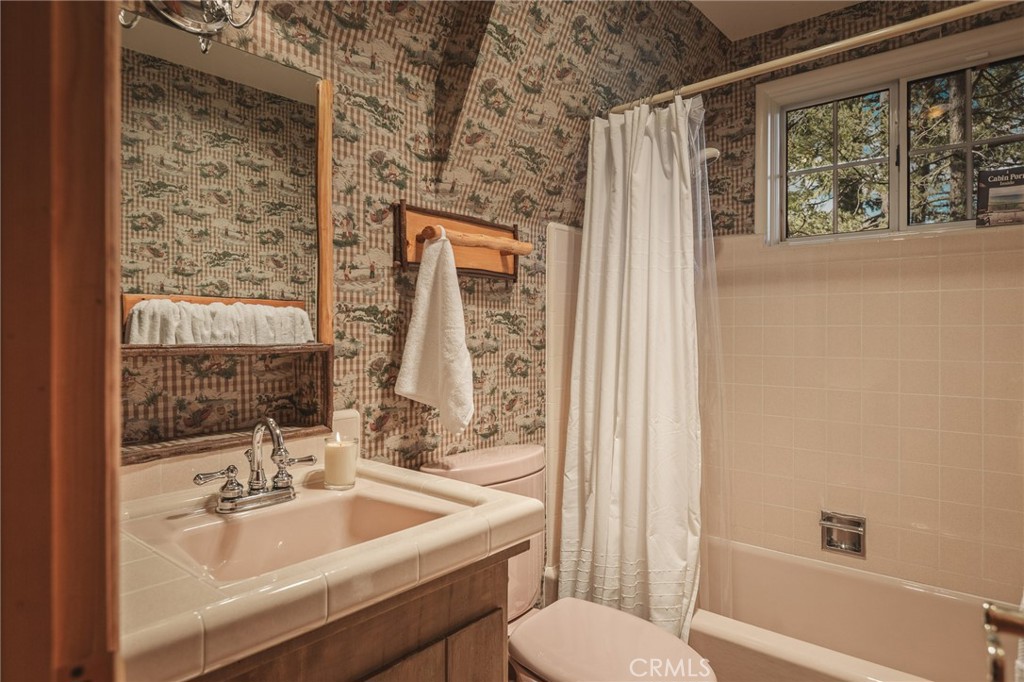 164 Rocky Point Way Property Photo 18