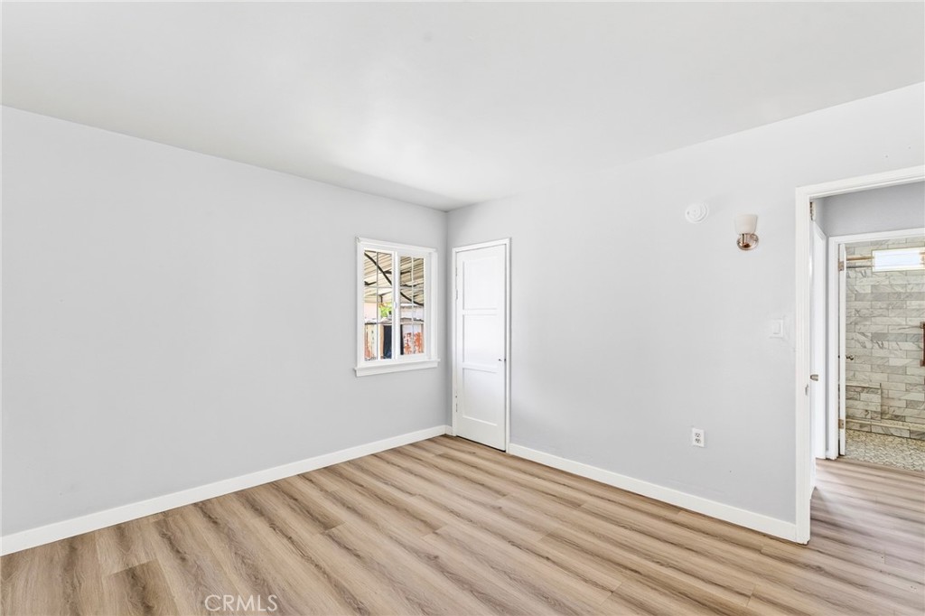 243 E Olive St Property Photo 23