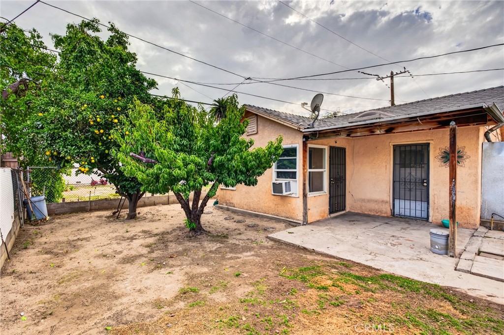 243 E Olive St Property Photo 56