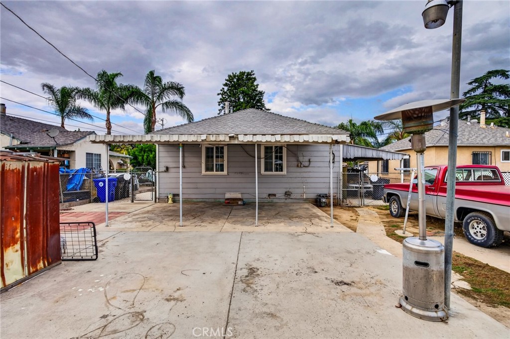 243 E Olive St Property Photo 60