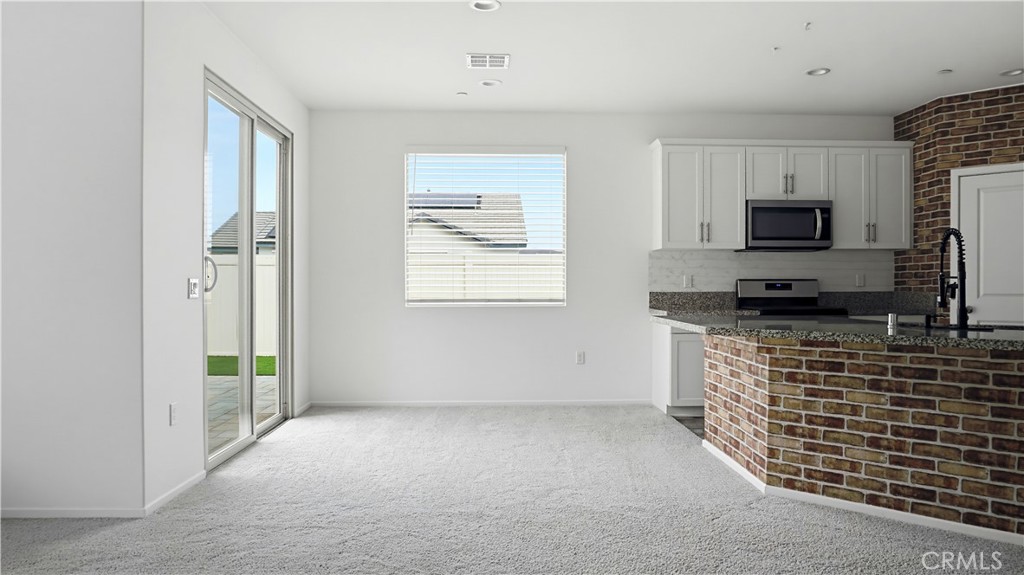 4213 Myrtle Property Photo 15