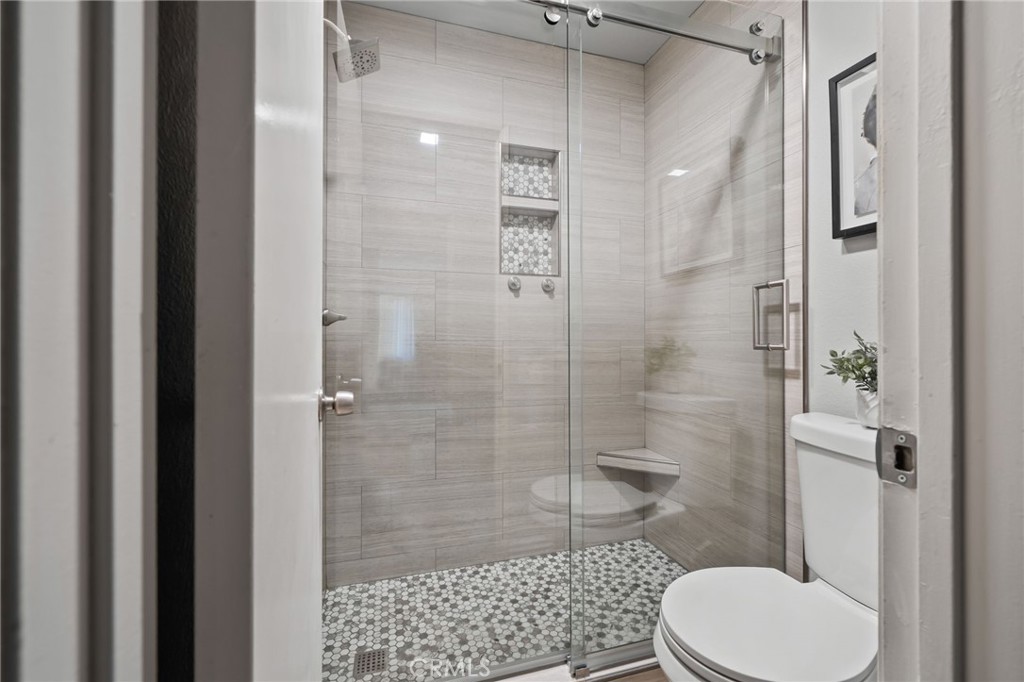 1500 W Edgehill 10 Property Photo 13