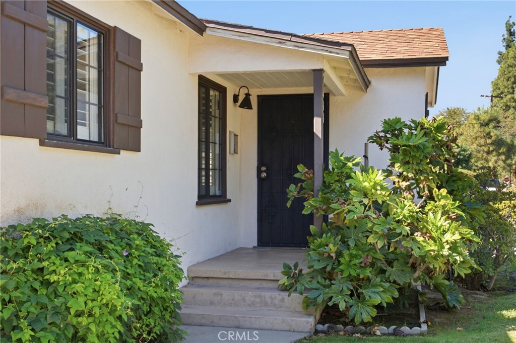 4644 Marmian Property Photo 27
