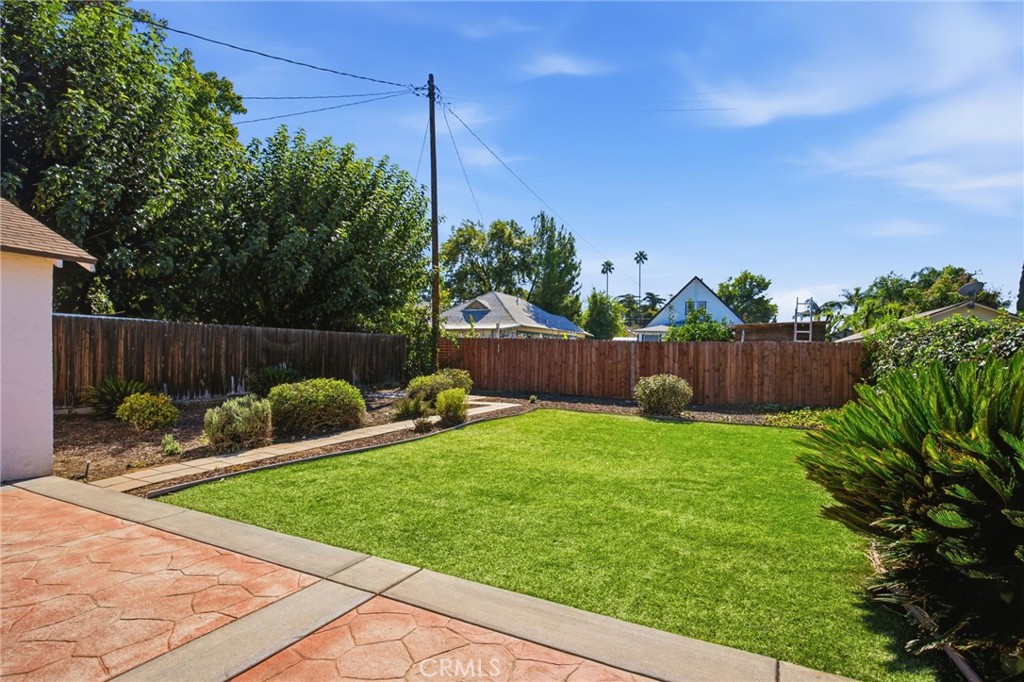4644 Marmian Property Photo 29