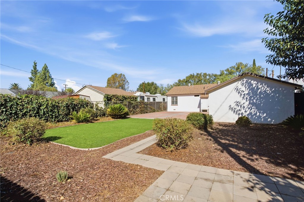 4644 Marmian Property Photo 30