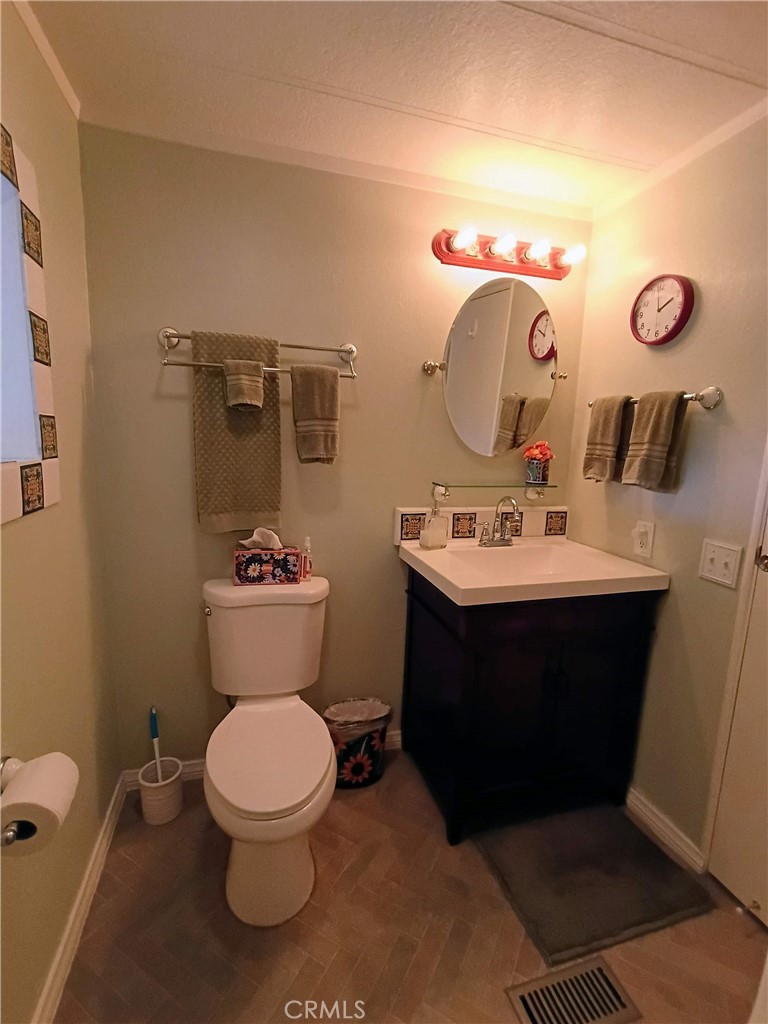 17640 Corkill Road 49 Property Photo 3