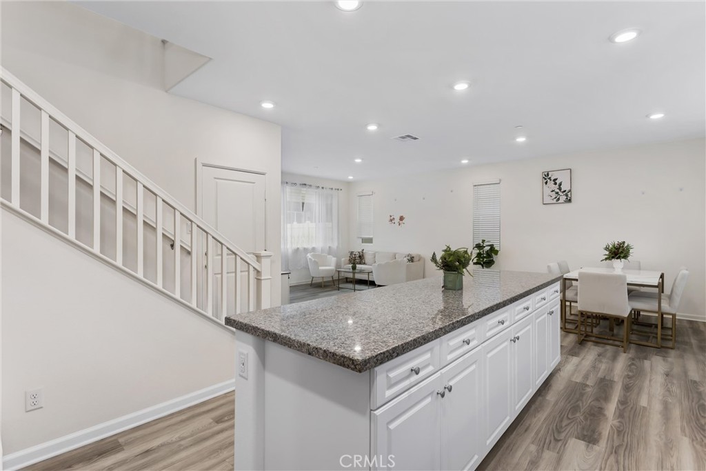 10281 Trickle Lane Property Photo 7