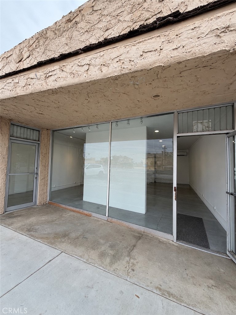 56131 29 Palms Highway Property Photo 1