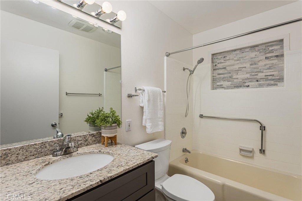 11844 4th Property Photo 15