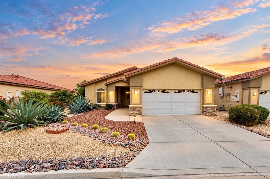 65057 Cliff Circle N Property Photo 1