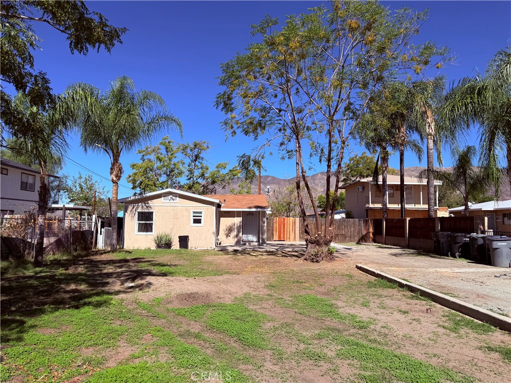 371 E 3rd Street Property Photo 1