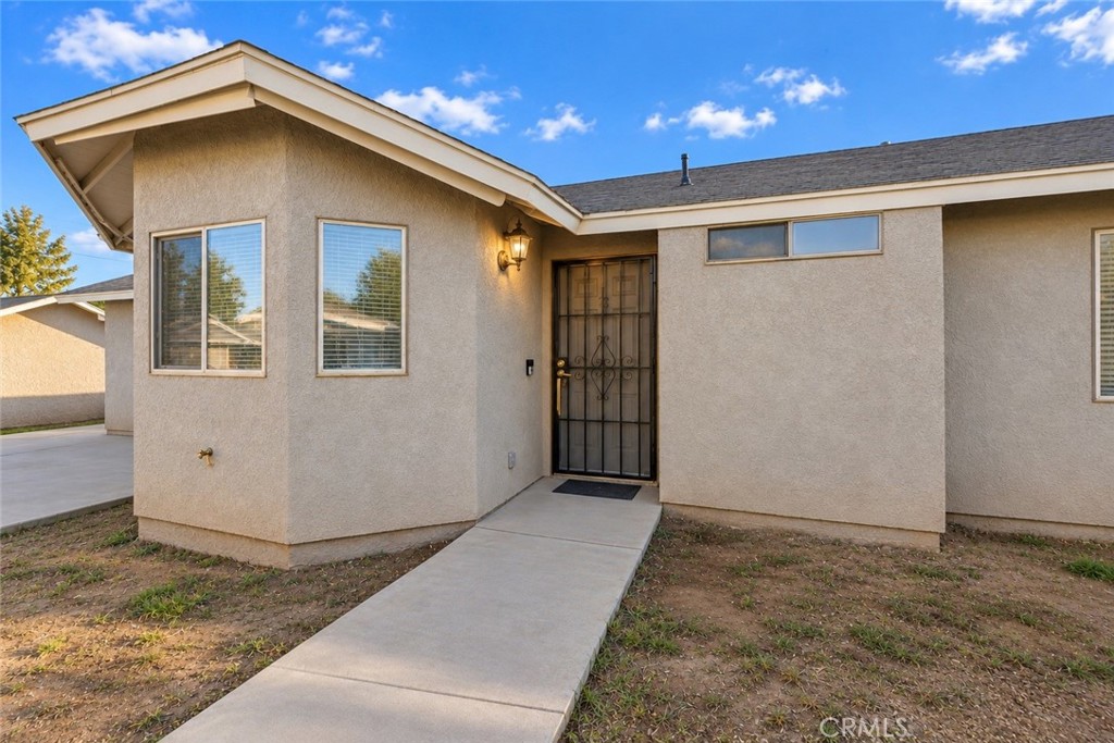 16450 Juniper Property Photo 3