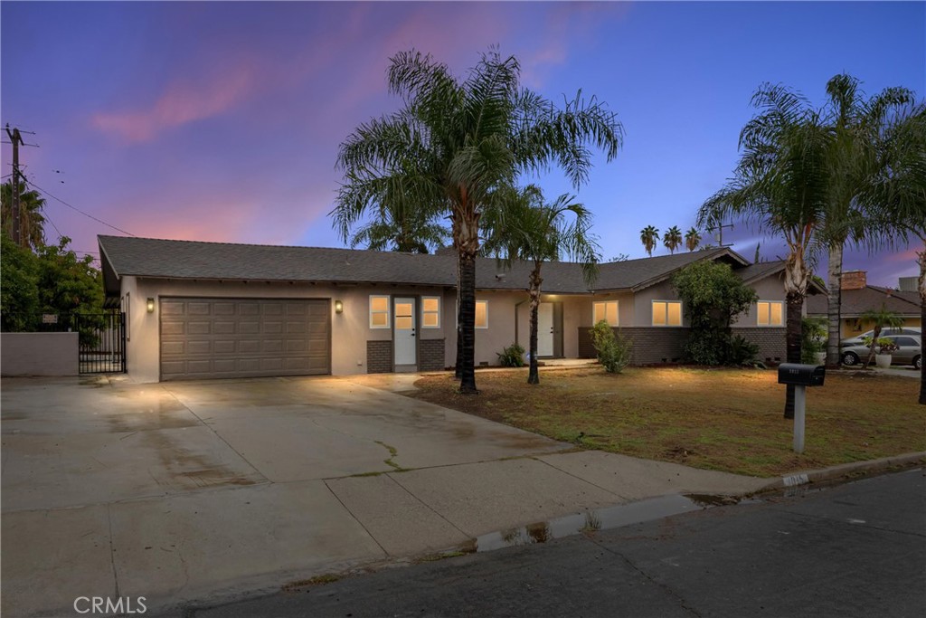 1015 N Joyce Avenue Property Photo 1