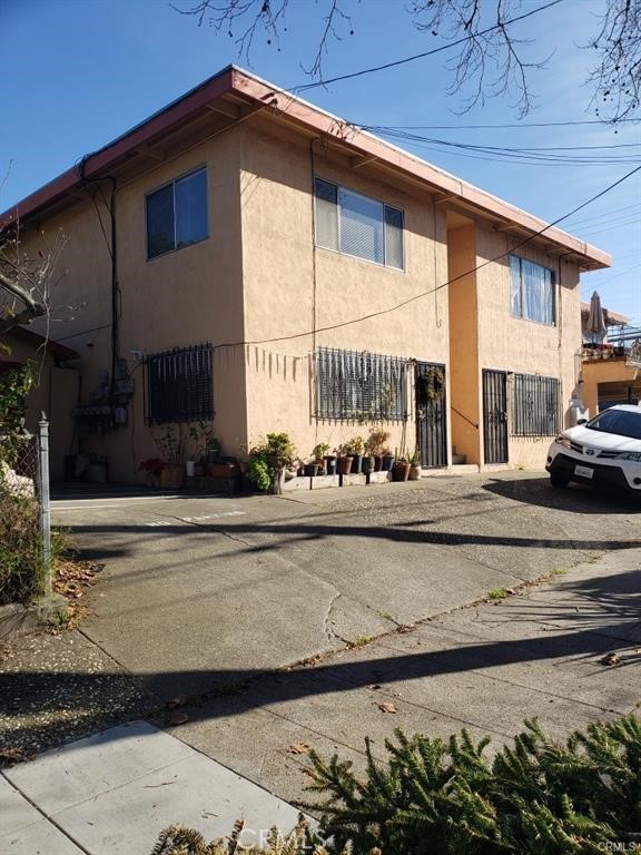 2035 9th Street Property Photo 2