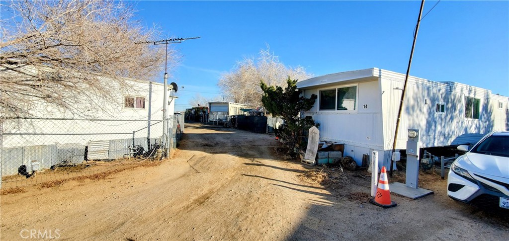 38525 90th Street E Property Photo 1
