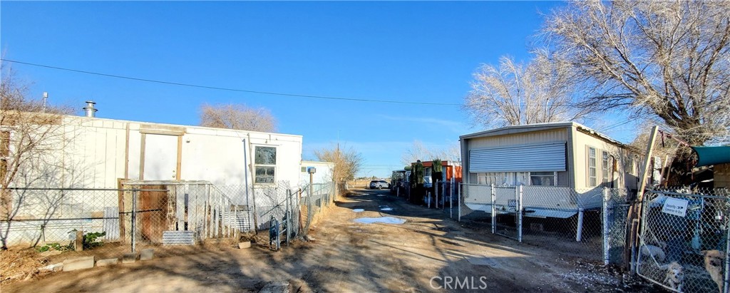 38525 90th Street E Property Photo 7