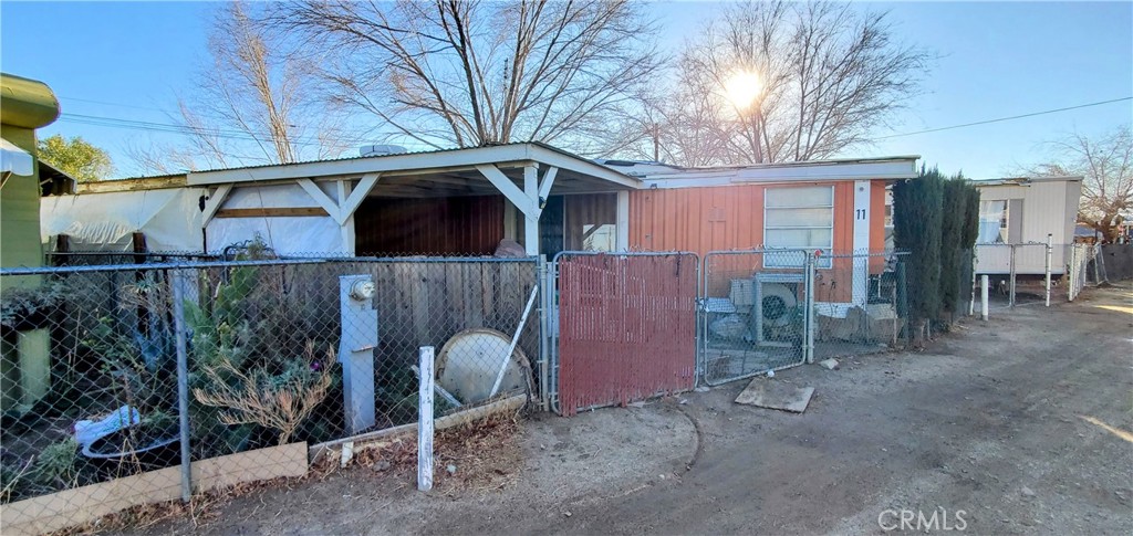 38525 90th Street E Property Photo 11